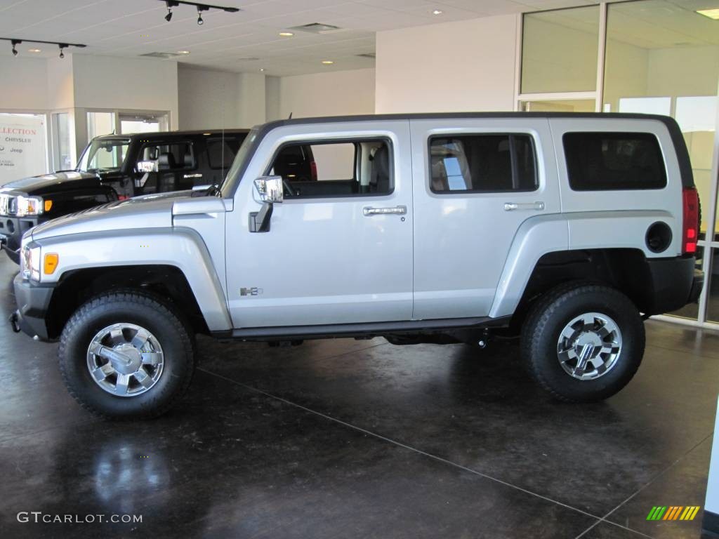 Silver Stone Metallic 2010 Hummer H3 Standard H3 Model Exterior Photo #50545201