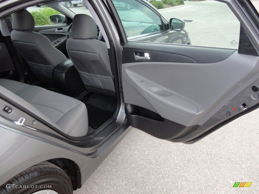 2011 Hyundai Sonata GLS Gray Door Panel Photo #50546308