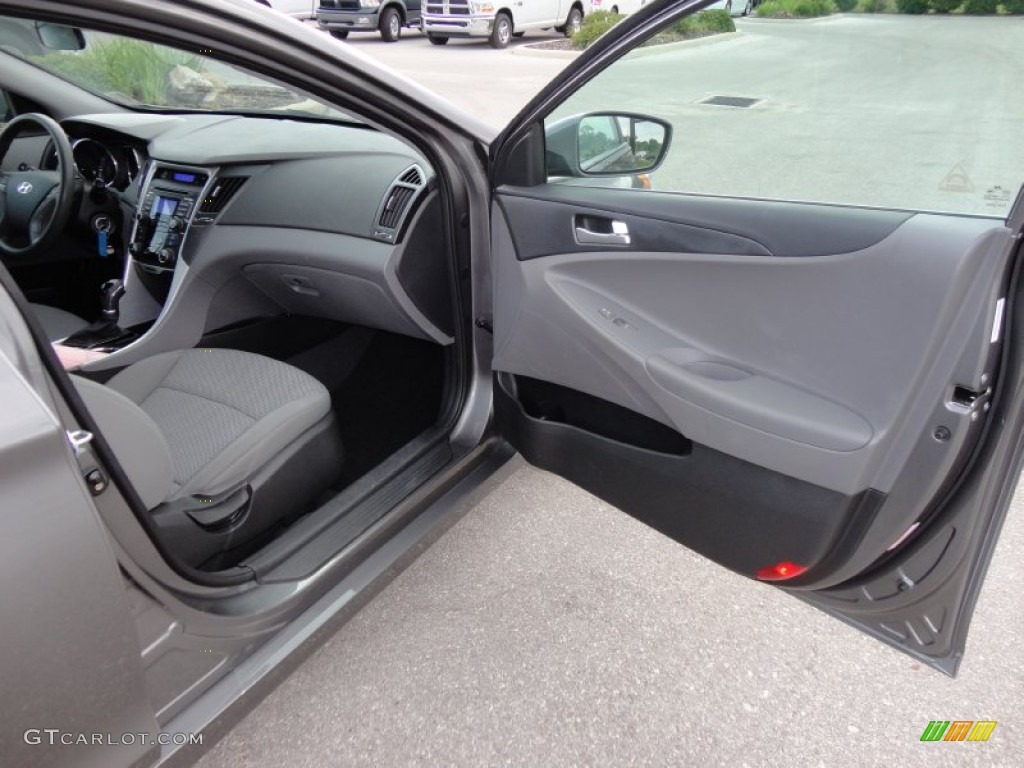 2011 Hyundai Sonata GLS Gray Door Panel Photo #50546362