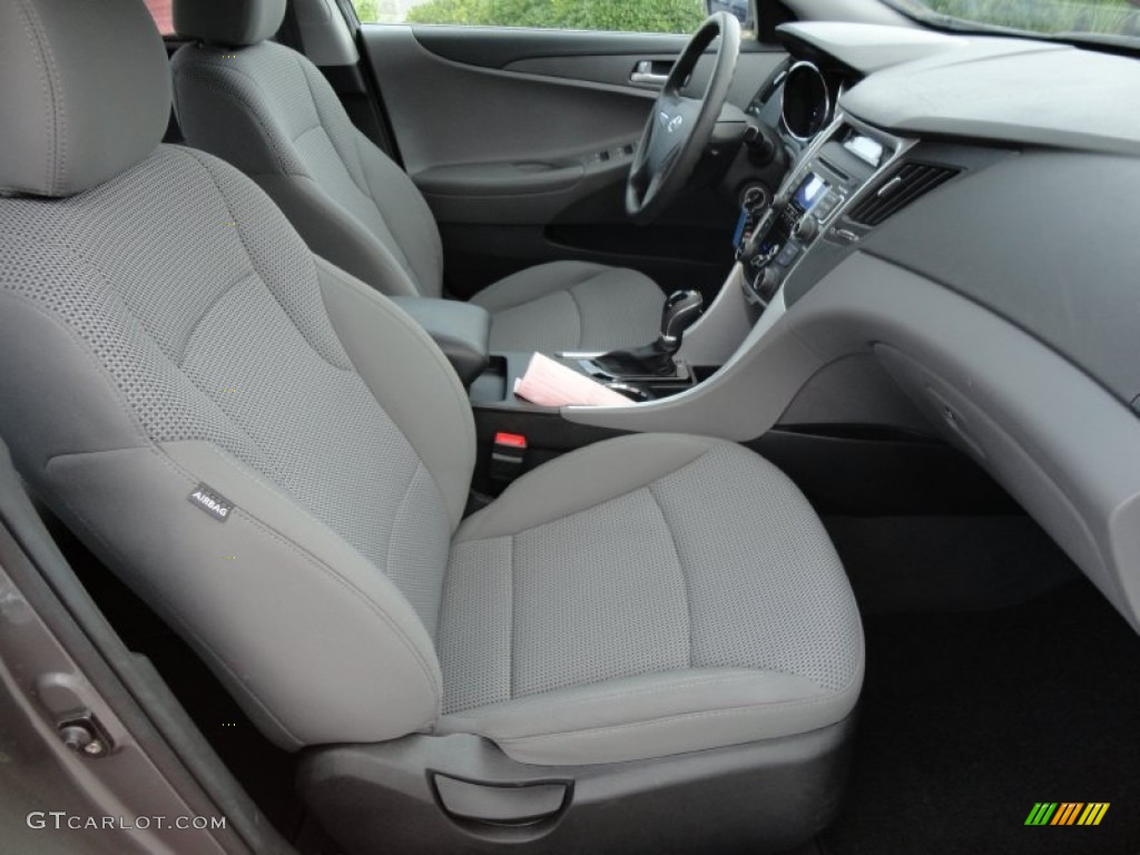 Gray Interior 2011 Hyundai Sonata GLS Photo #50546377