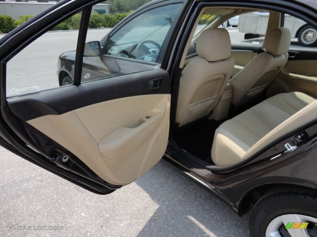 2010 Hyundai Sonata GLS Camel Door Panel Photo #50547316