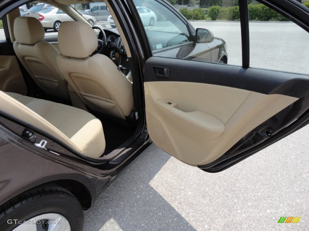 2010 Hyundai Sonata GLS Camel Door Panel Photo #50547367