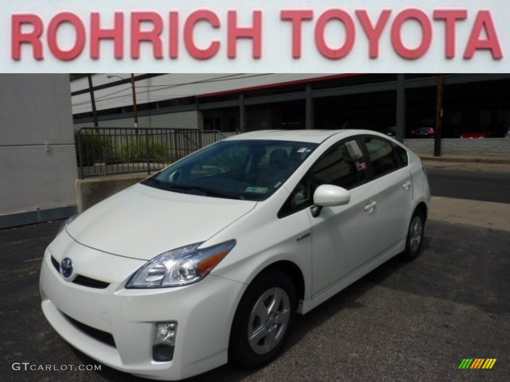 2010 Prius Hybrid II - Blizzard White Pearl / Dark Gray photo #11