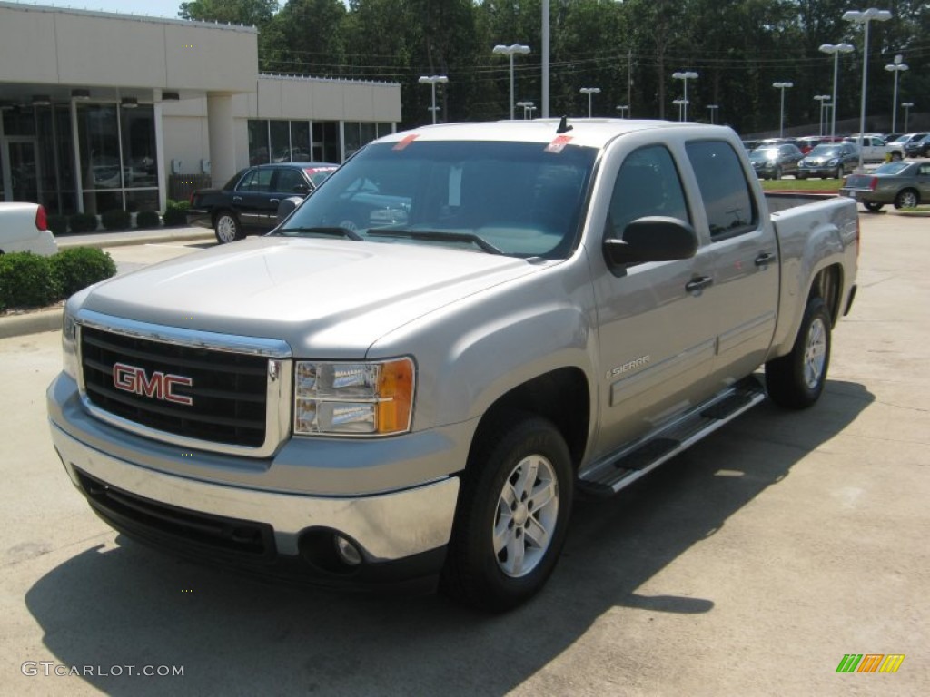 Silver Birch Metallic GMC Sierra 1500