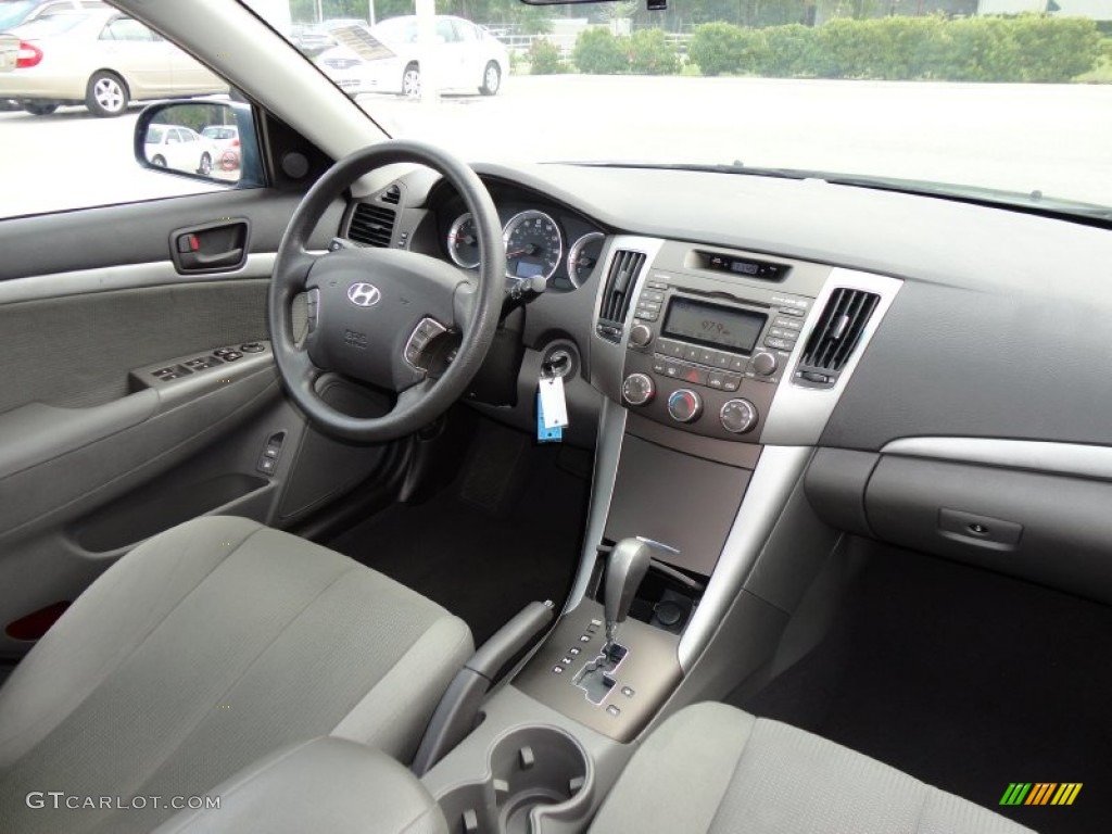 2010 Hyundai Sonata GLS Gray Dashboard Photo #50547631