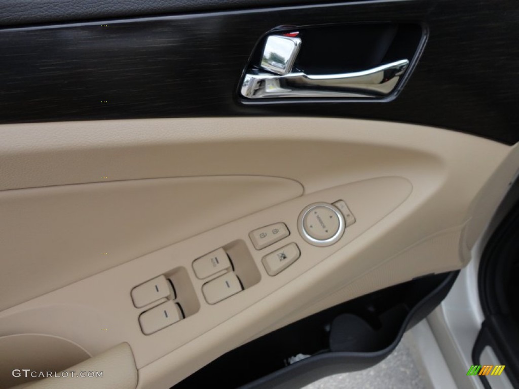 2011 Hyundai Sonata Limited Controls Photo #50548252