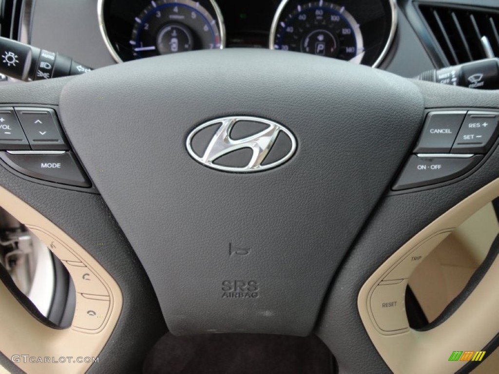 2011 Hyundai Sonata Limited Controls Photo #50548270