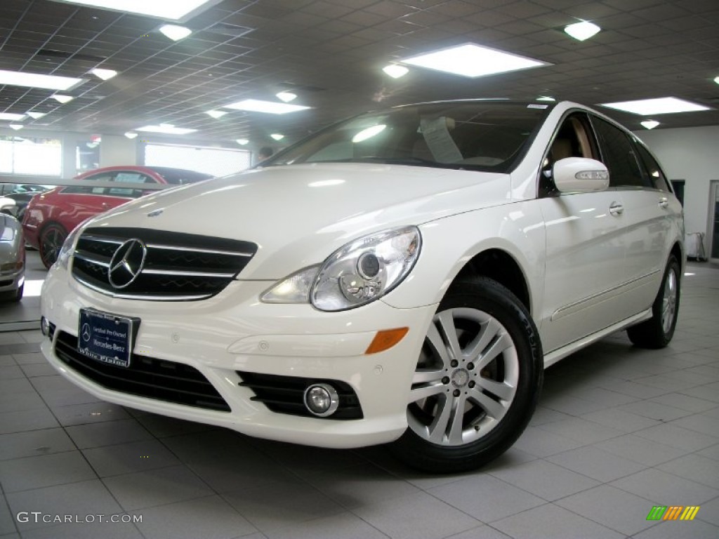 Arctic White Mercedes-Benz R