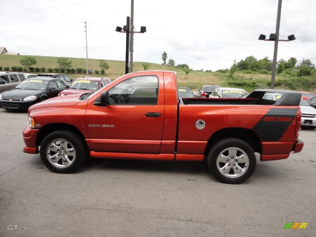 Go ManGo! 2005 Dodge Ram 1500 SLT Daytona Regular Cab 4x4 Exterior Photo #50554425