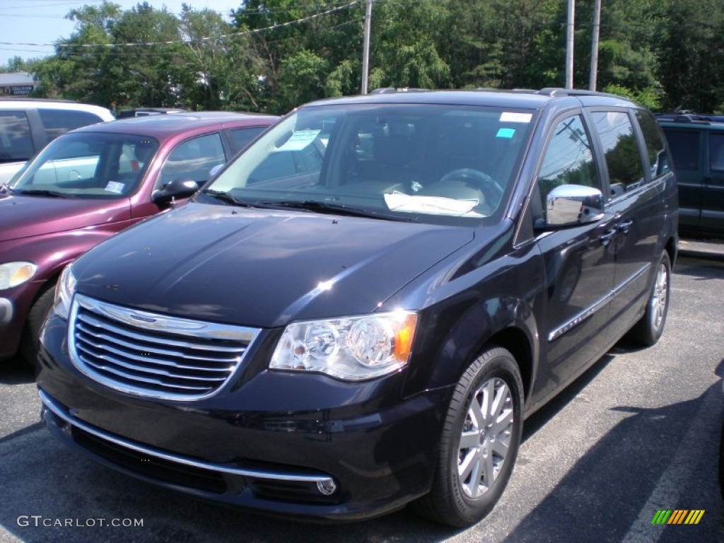 2011 Town & Country Touring - L - Blackberry Pearl / Black/Light Graystone photo #1