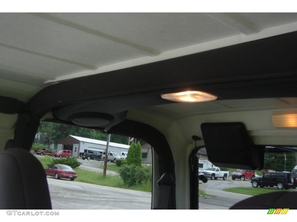 1999 Wrangler Sport 4x4 - Stone White / Agate photo #30