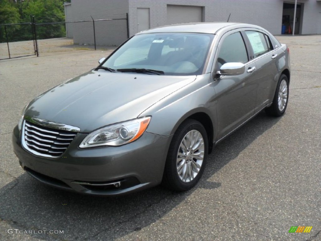 Tungsten Metallic Chrysler 200