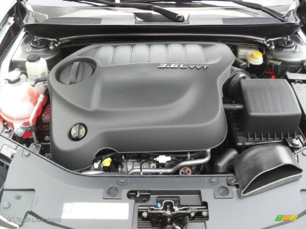 2011 Chrysler 200 S Convertible Engine Photos