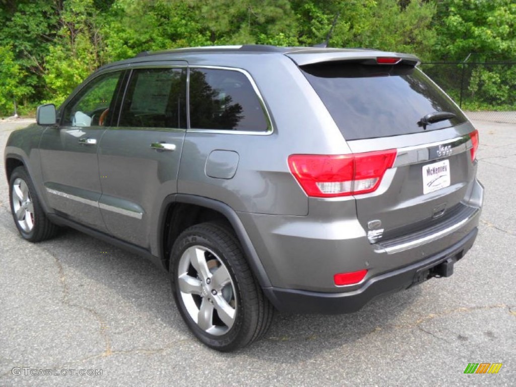 2011 Grand Cherokee Overland - Mineral Gray Metallic / Black photo #2