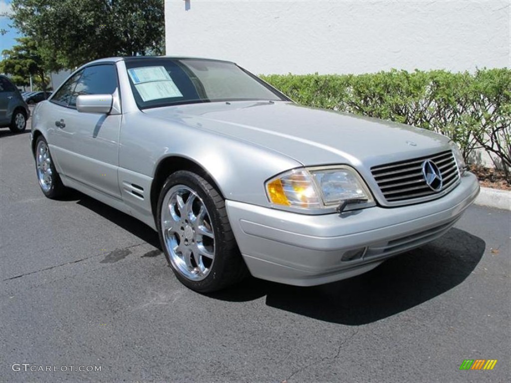 Brilliant Silver Metallic Mercedes-Benz SL