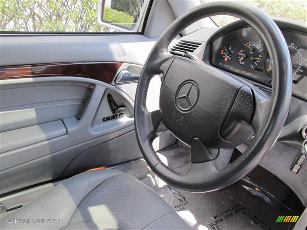 1997 Mercedes-Benz SL 500 Roadster Grey Steering Wheel Photo #50562547