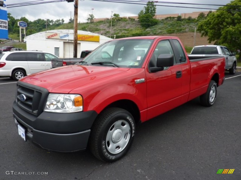2006 F150 XL Regular Cab - Bright Red / Medium Flint photo #5