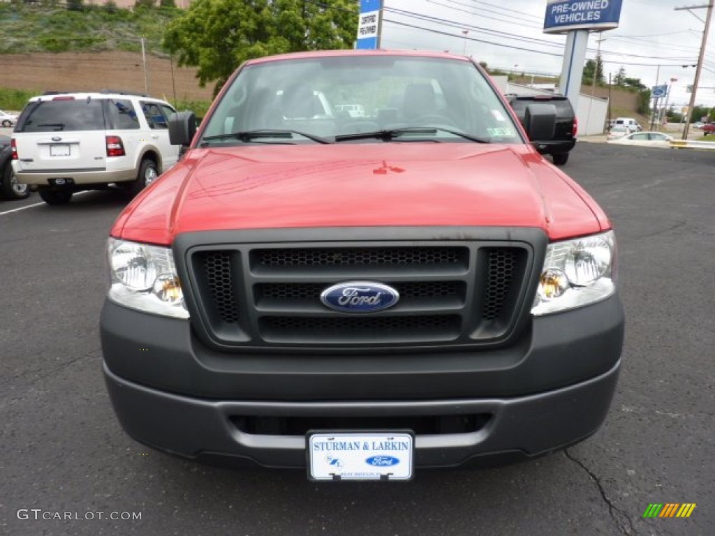 2006 F150 XL Regular Cab - Bright Red / Medium Flint photo #6