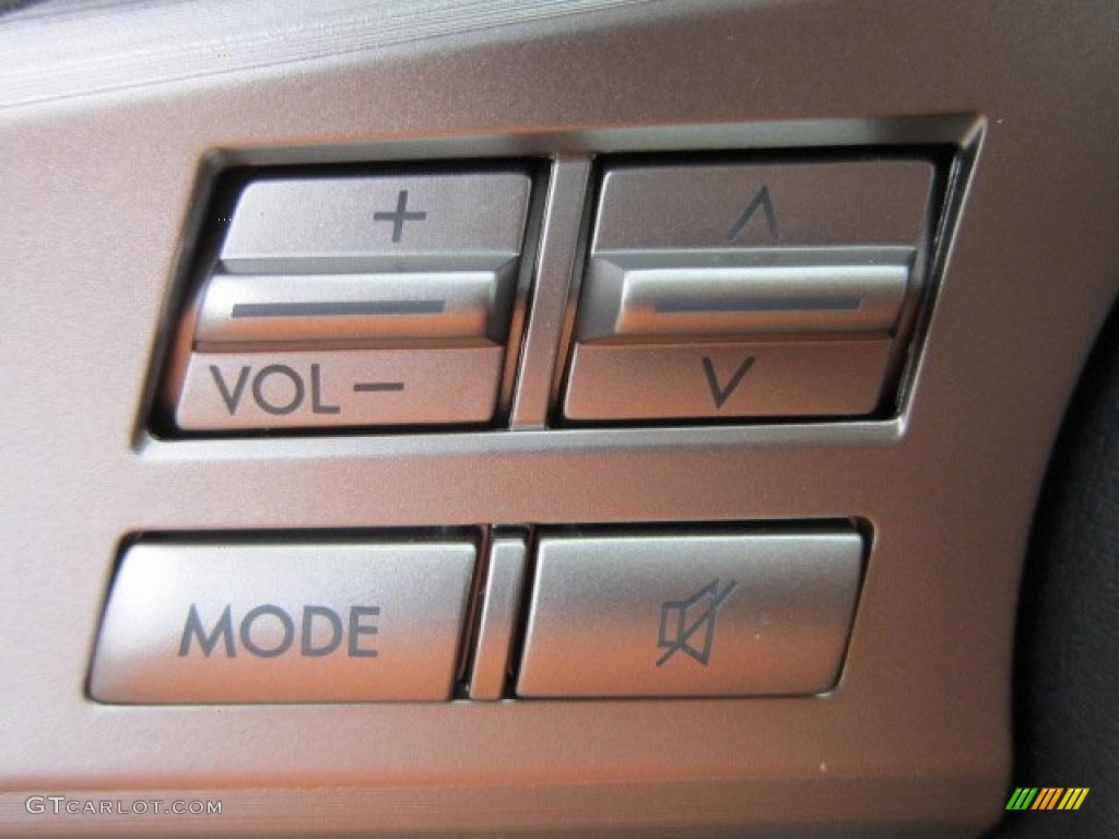2011 Subaru Outback 2.5i Wagon Controls Photo #50565277