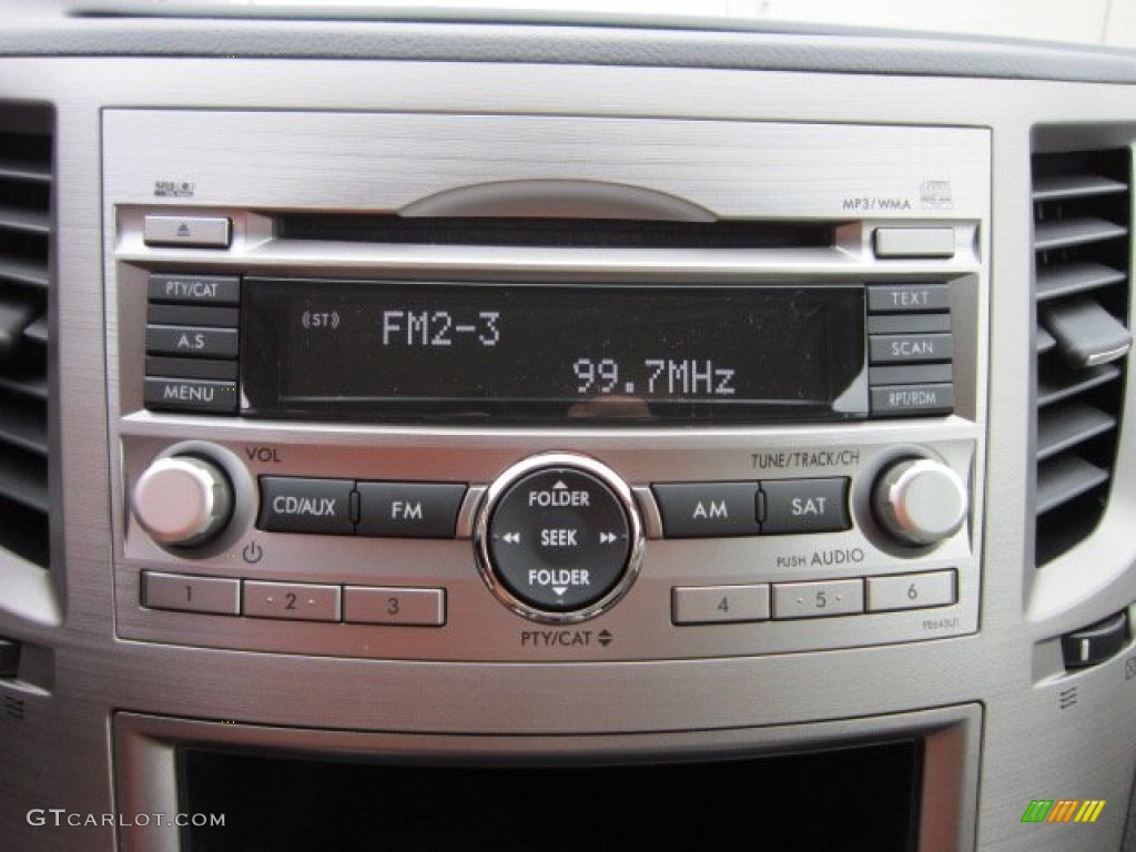 2011 Subaru Outback 2.5i Wagon Controls Photo #50565304