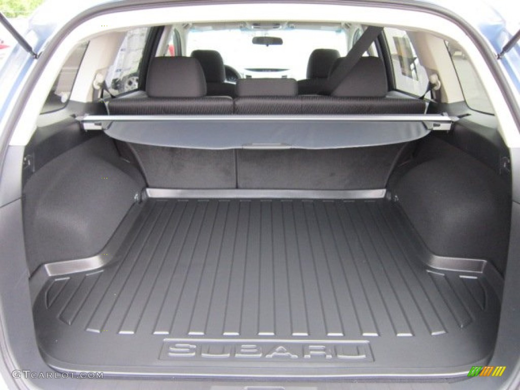 2011 Subaru Outback 2.5i Premium Wagon Trunk Photo #50565991