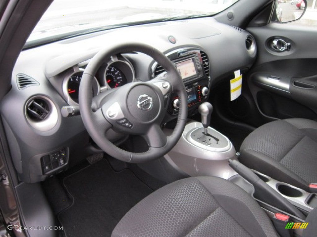 Black/Silver Trim Interior 2011 Nissan Juke SV AWD Photo #50568715
