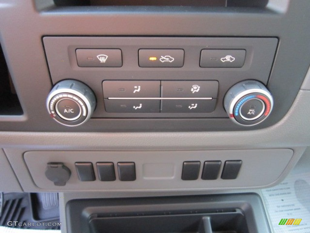 2012 Nissan NV 1500 S Controls Photo #50569045