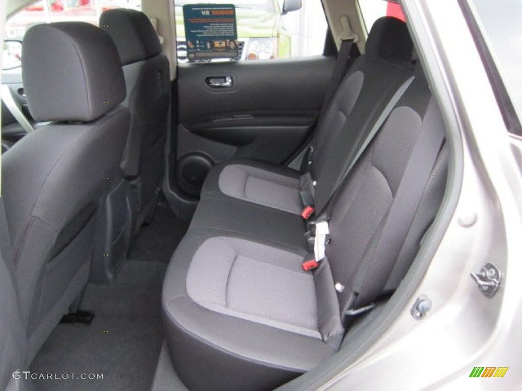 2011 Rogue SV AWD - Platinum Graphite / Black photo #7
