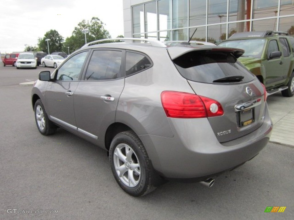 2011 Rogue SV AWD - Platinum Graphite / Black photo #8