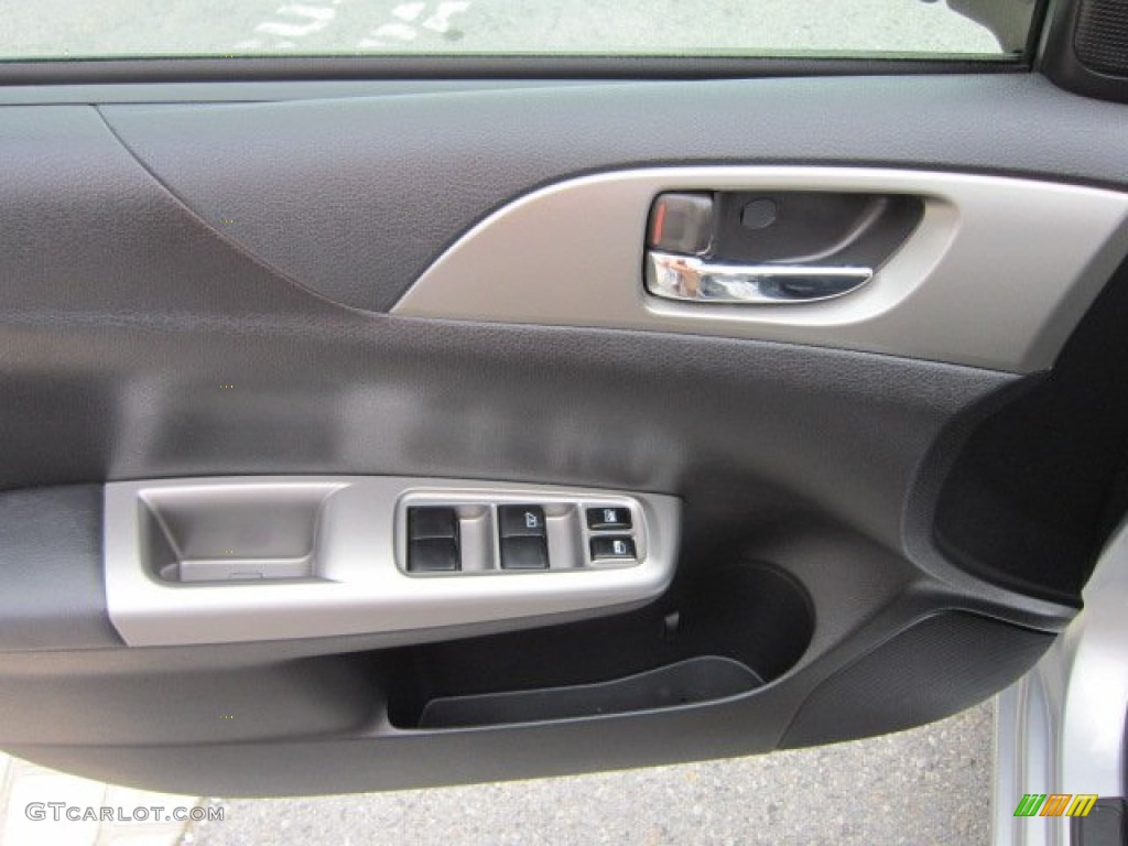 2010 Impreza 2.5i Premium Wagon - Spark Silver Metallic / Carbon Black photo #14