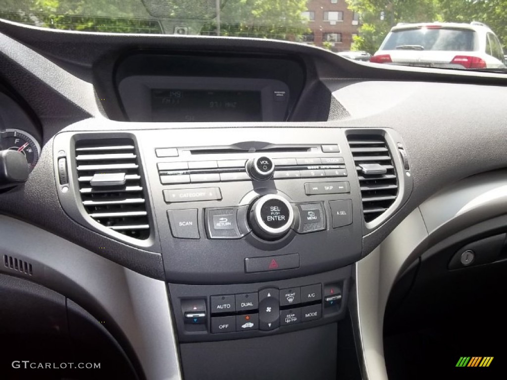 2009 Acura TSX Sedan Controls Photo #50572177