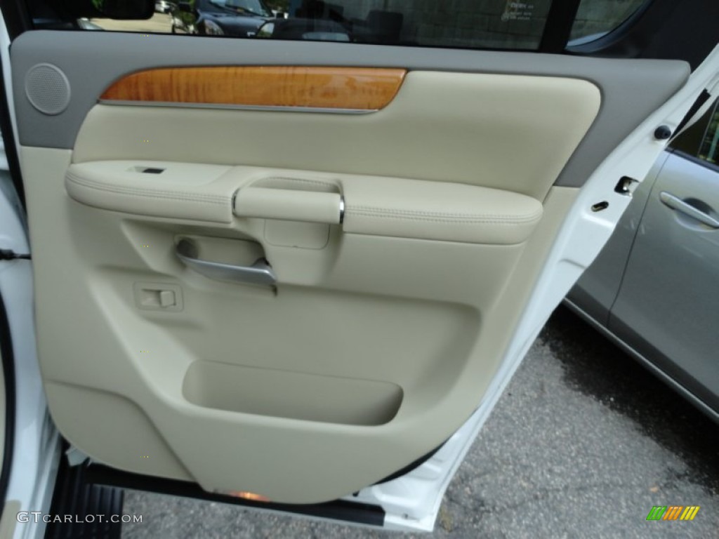 2010 Infiniti QX 56 4WD Wheat Door Panel Photo #50573005