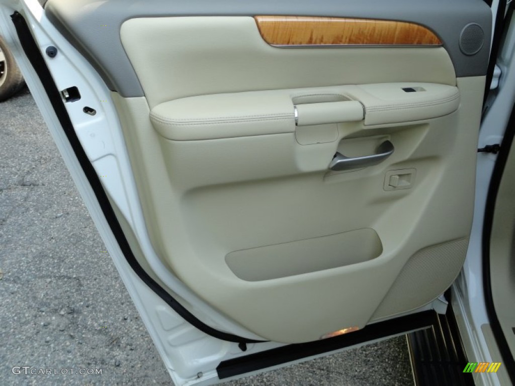 2010 Infiniti QX 56 4WD Wheat Door Panel Photo #50573164