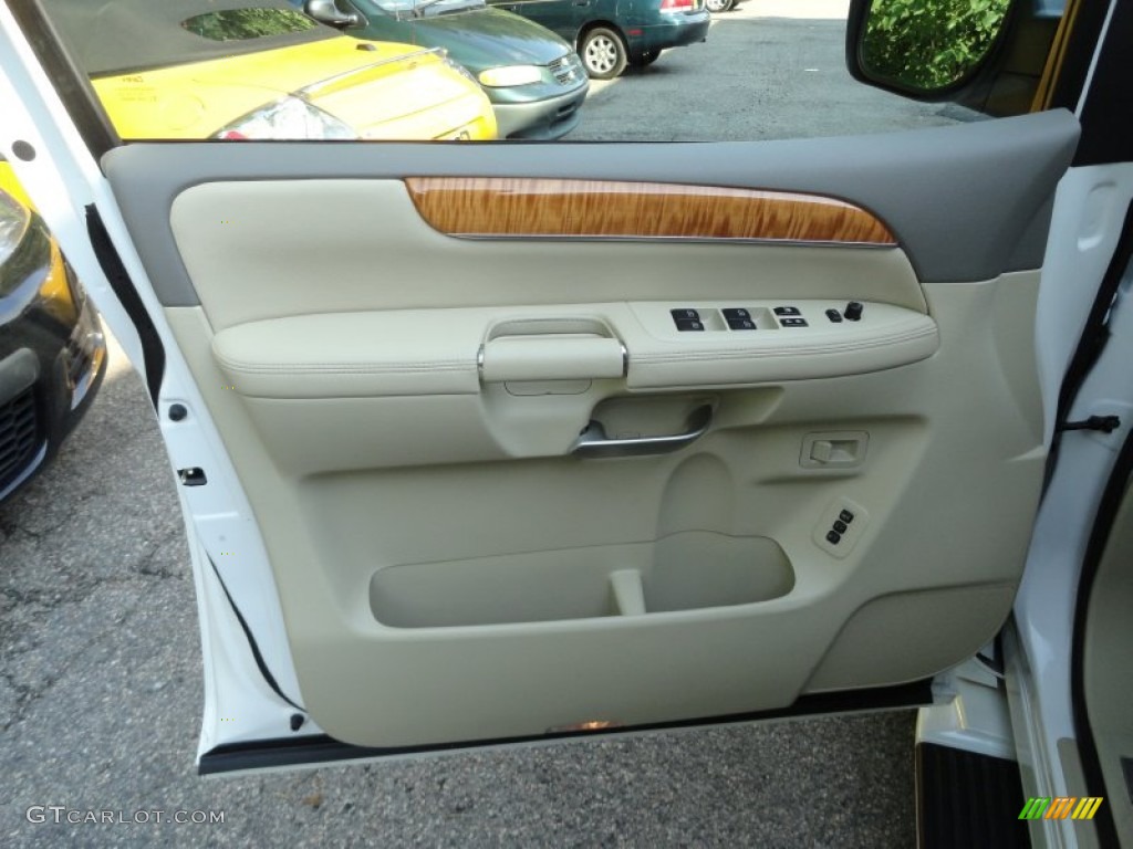 2010 Infiniti QX 56 4WD Wheat Door Panel Photo #50573236