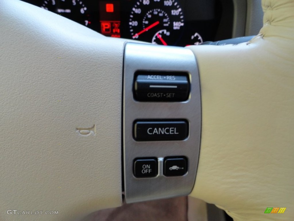 2010 Infiniti QX 56 4WD Controls Photo #50573350