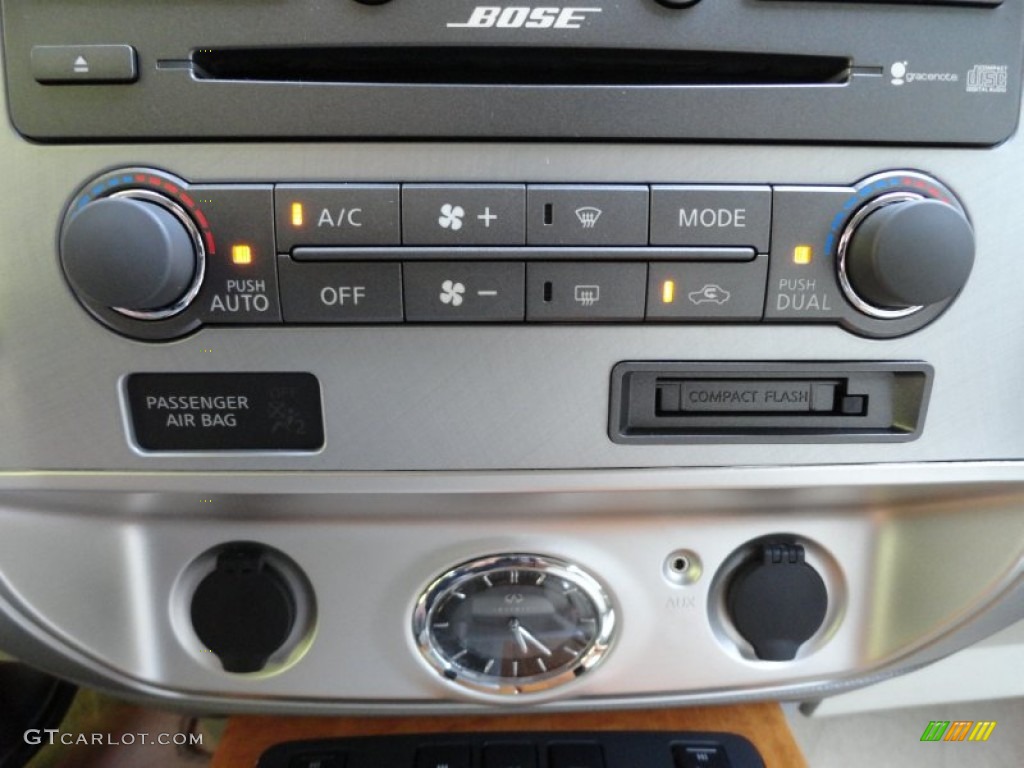 2010 Infiniti QX 56 4WD Controls Photo #50573527