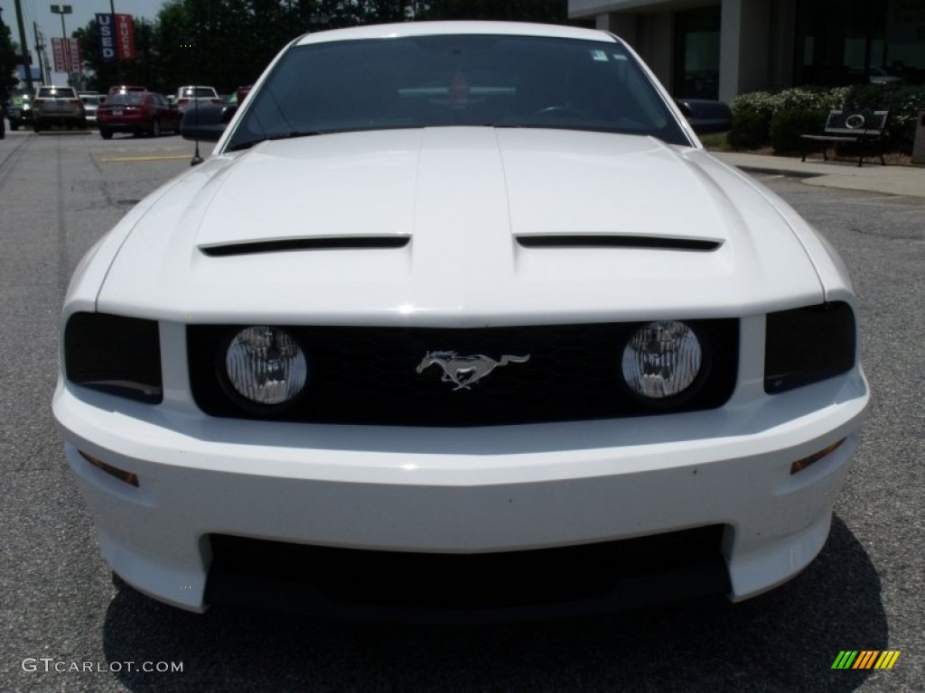2007 Mustang GT/CS California Special Coupe - Performance White / Black/Dove Accent photo #2
