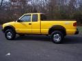 2002 Flame Yellow Chevrolet S10 LS Extended Cab 4x4  photo #24