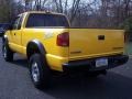 2002 Flame Yellow Chevrolet S10 LS Extended Cab 4x4  photo #28