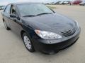 Black - Camry LE Photo No. 5