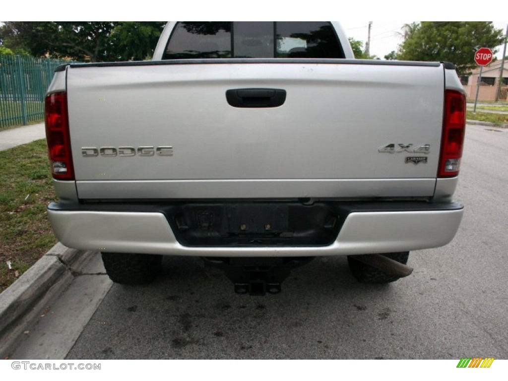 2003 Ram 1500 Laramie Quad Cab 4x4 - Bright Silver Metallic / Dark Slate Gray photo #18