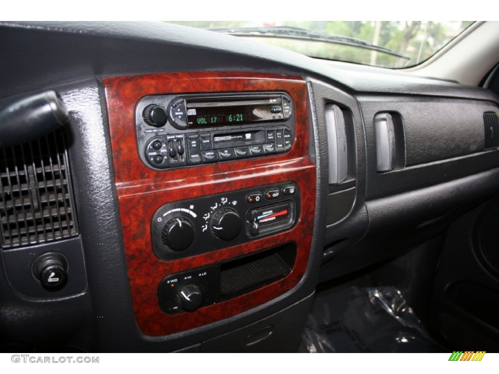 2003 Dodge Ram 1500 Laramie Quad Cab 4x4 Controls Photo #50578121