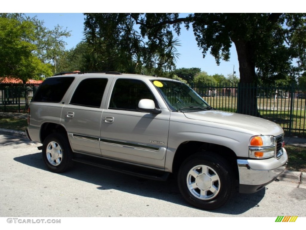 2004 Yukon SLT 4x4 - Silver Birch Metallic / Pewter/Dark Pewter photo #12