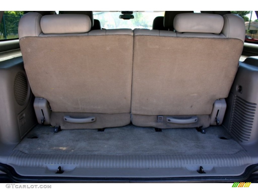 2004 Yukon SLT 4x4 - Silver Birch Metallic / Pewter/Dark Pewter photo #83