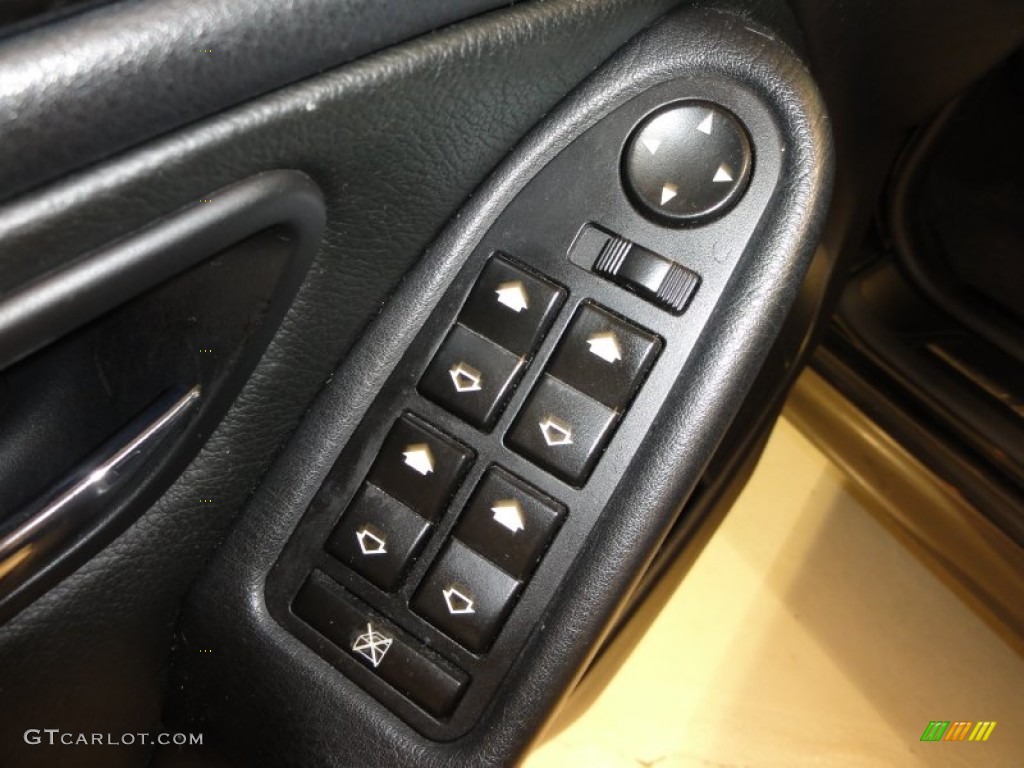 1999 BMW 5 Series 528i Sedan Controls Photo #50581360
