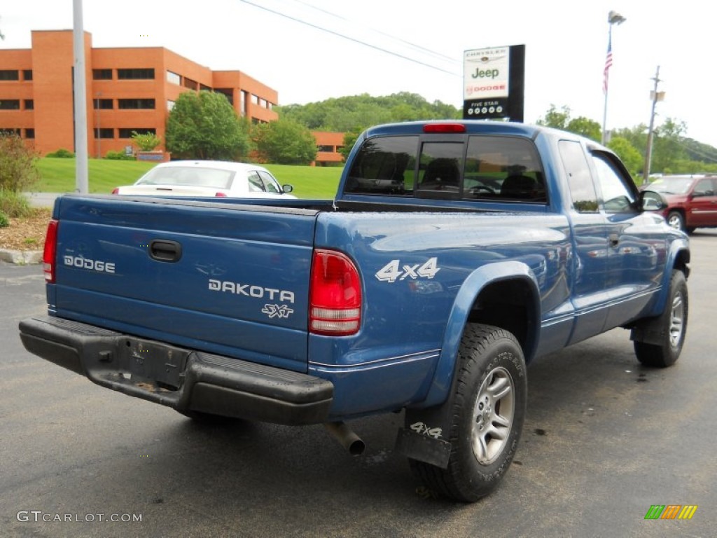 2004 Dakota SLT Club Cab 4x4 - Atlantic Blue Pearl / Dark Slate Gray photo #2