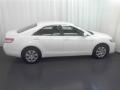Super White - Camry LE Photo No. 16