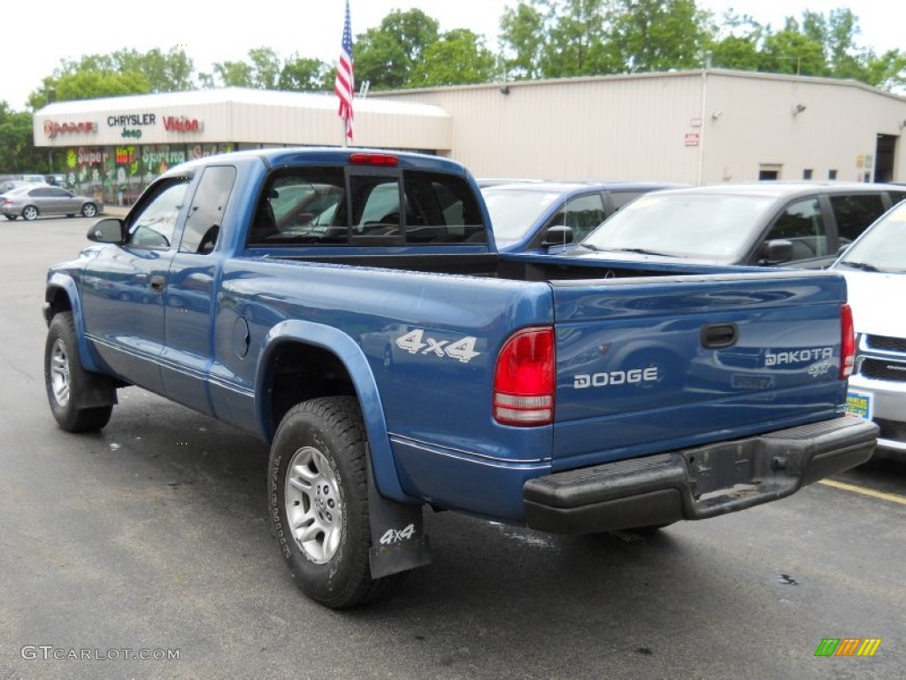 2004 Dakota SLT Club Cab 4x4 - Atlantic Blue Pearl / Dark Slate Gray photo #12