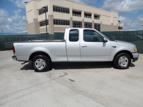 2002 Ford F150 Sport SuperCab Data, Info and Specs