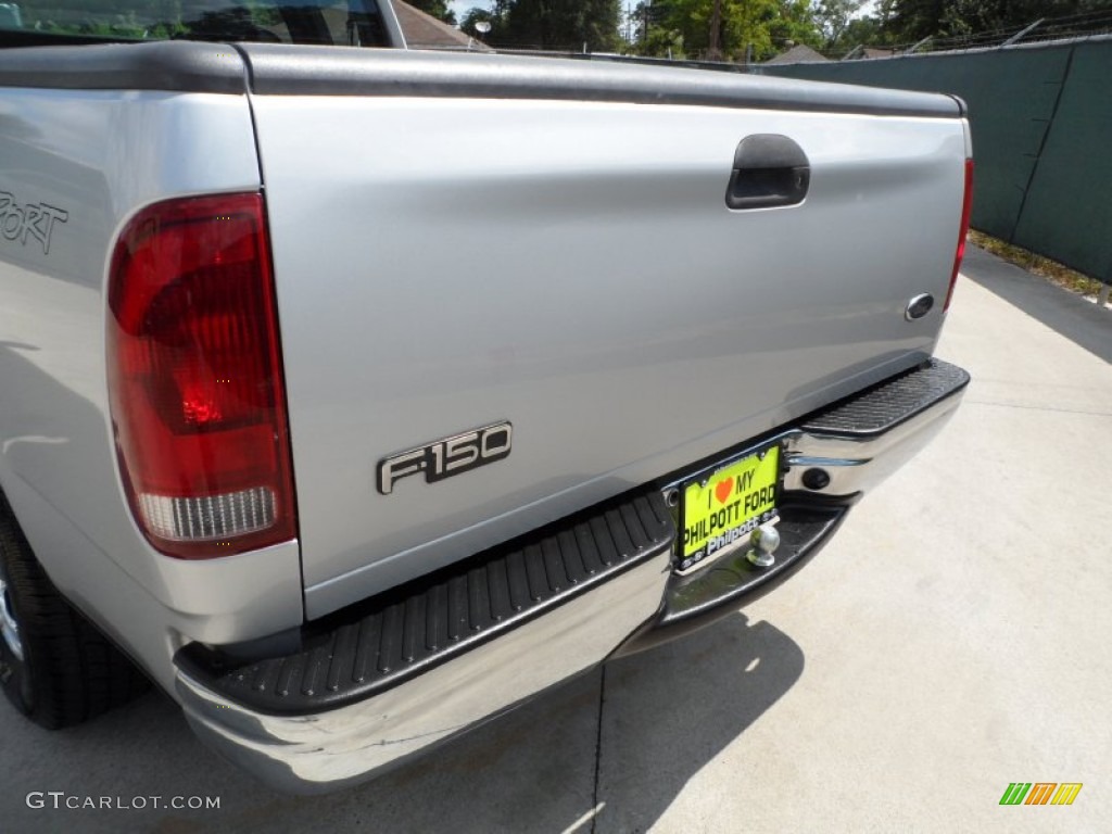 2002 F150 Sport SuperCab - Silver Metallic / Medium Graphite photo #22